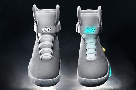 nike mag fake vs real